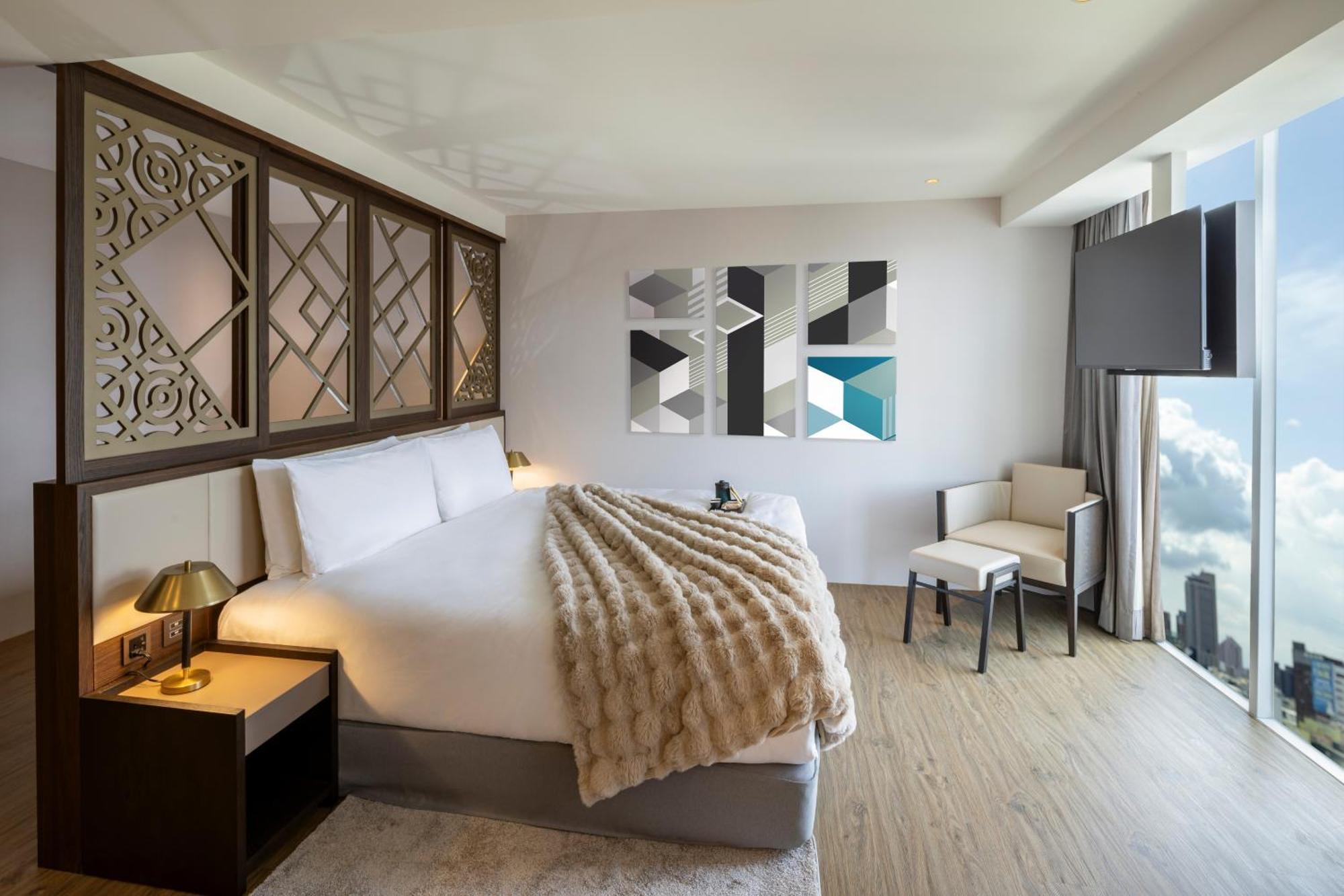 Hotel Voyage Kaohsiung By Cosmos Oasis Exteriér fotografie
