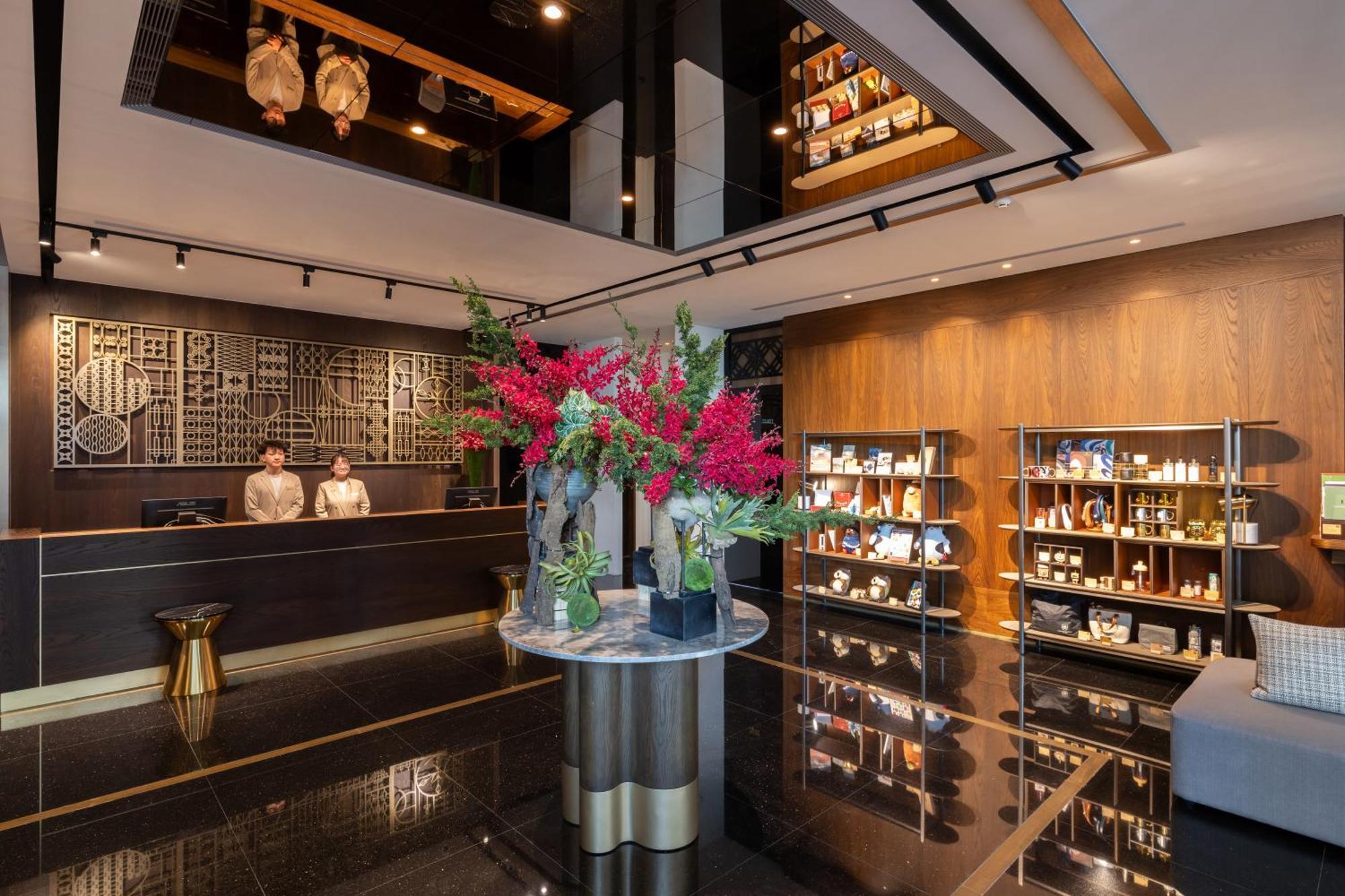 Hotel Voyage Kaohsiung By Cosmos Oasis Exteriér fotografie